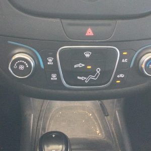 2016 CHEVROLET MALIBU TEMPERATURE CONTROL - 821376